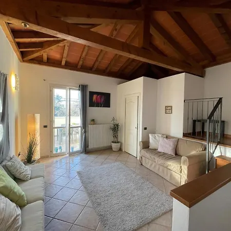 Appartement Duplex Avec Terrasse 罗马